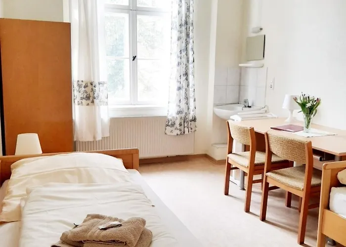 Malche Gaeste Und Tagungshaus 16 *